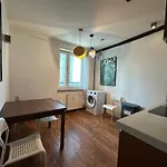 View - High Floor *
