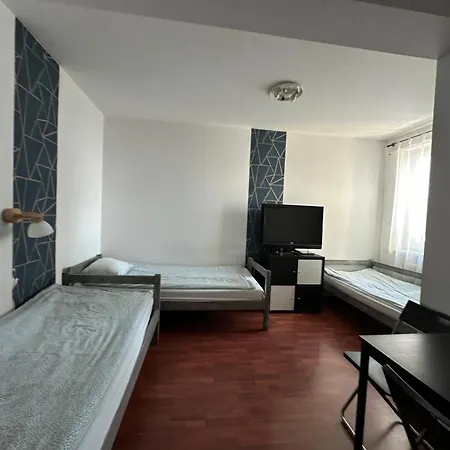 View - High Floor Хостел *