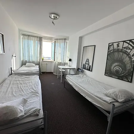 View - High Floor *