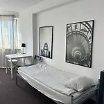 View - High Floor *
